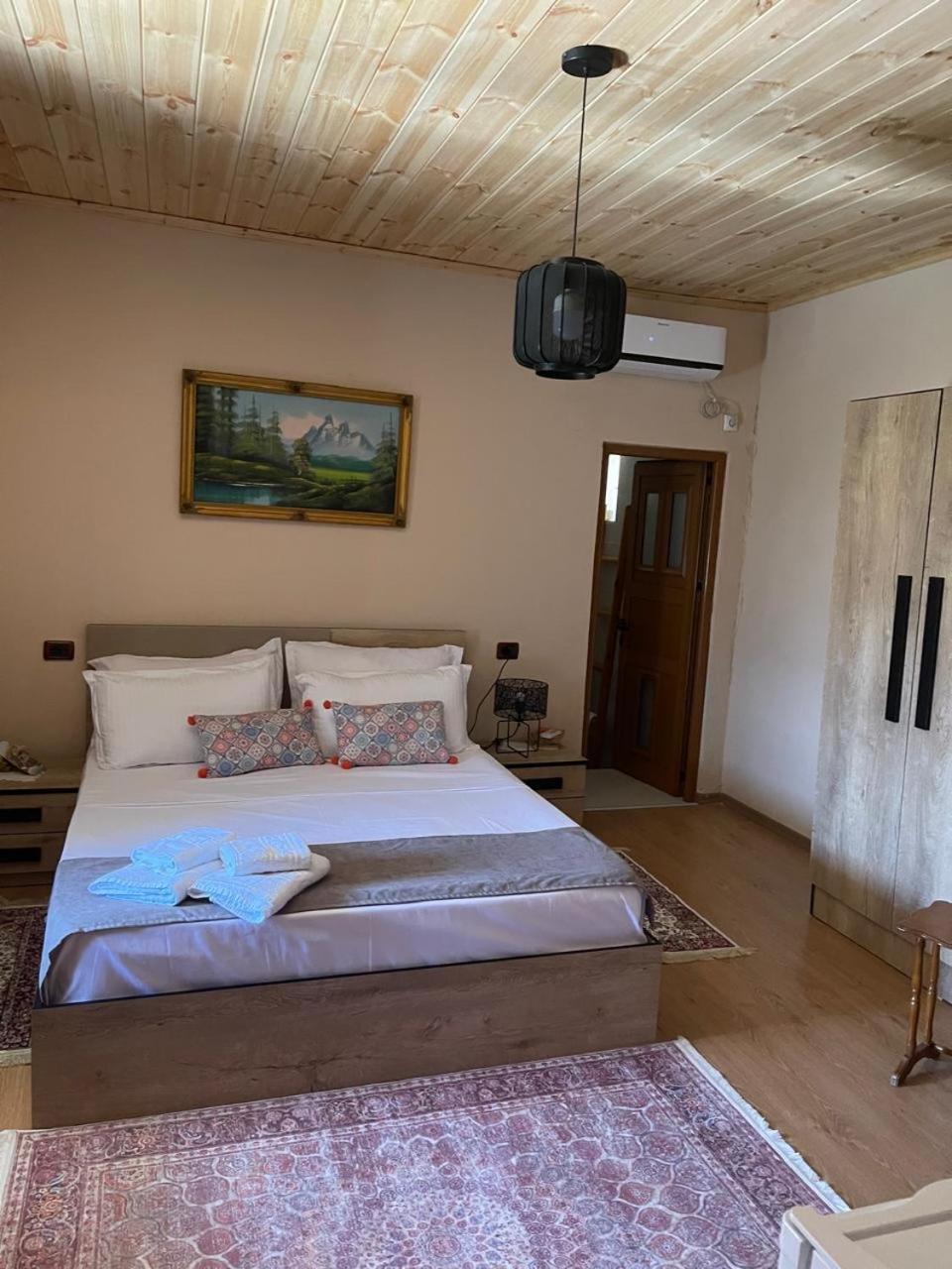 Alva Room'S Gjirokastër Exteriér fotografie
